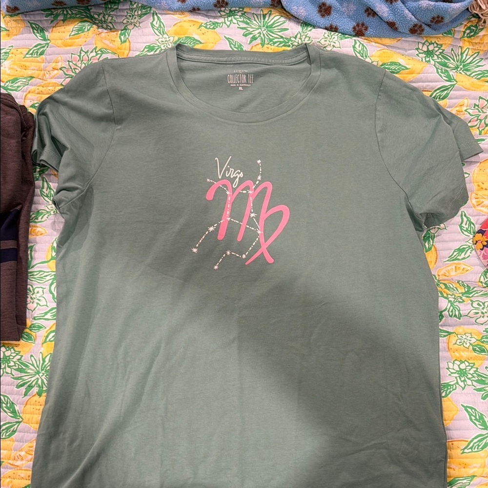 Green Graphic T-Shirt with Pink Design